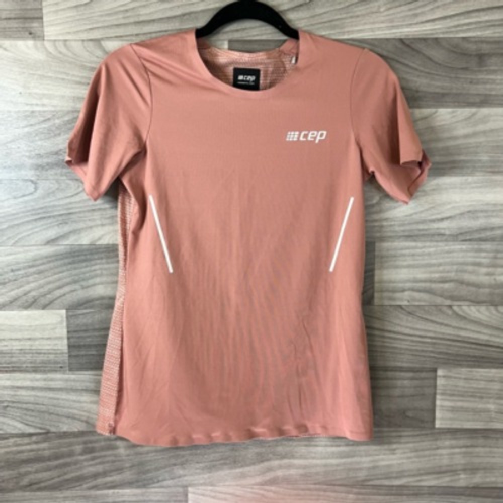 CEP Sports Womens Run Shirt Top Pink Dot Short Sleeve Crew Neck Breathable‎ S